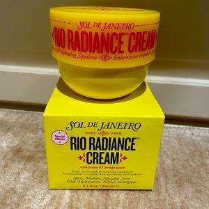 Sol de janiero radiance cream